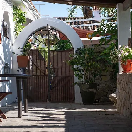 Anos Locos Apartment
